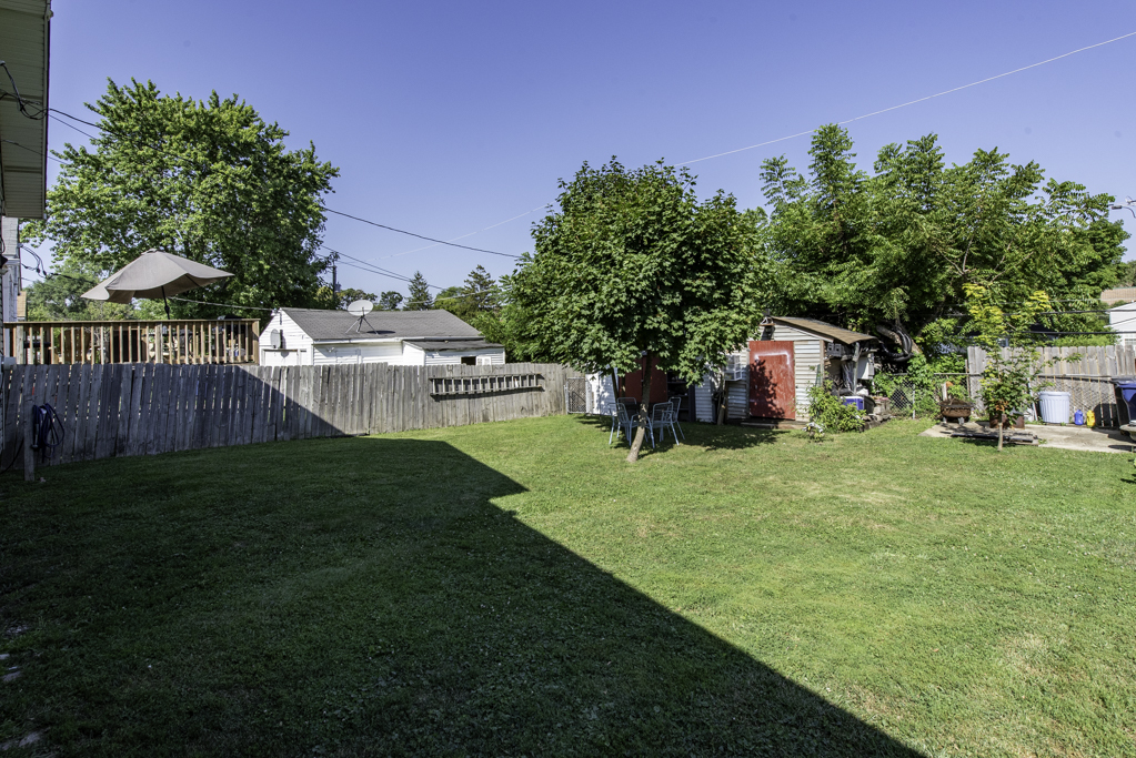13 N Pioneer Road, Waukegan, IL 60085