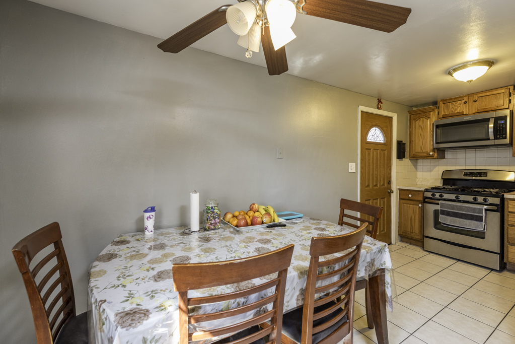 13 N Pioneer Road, Waukegan, IL 60085