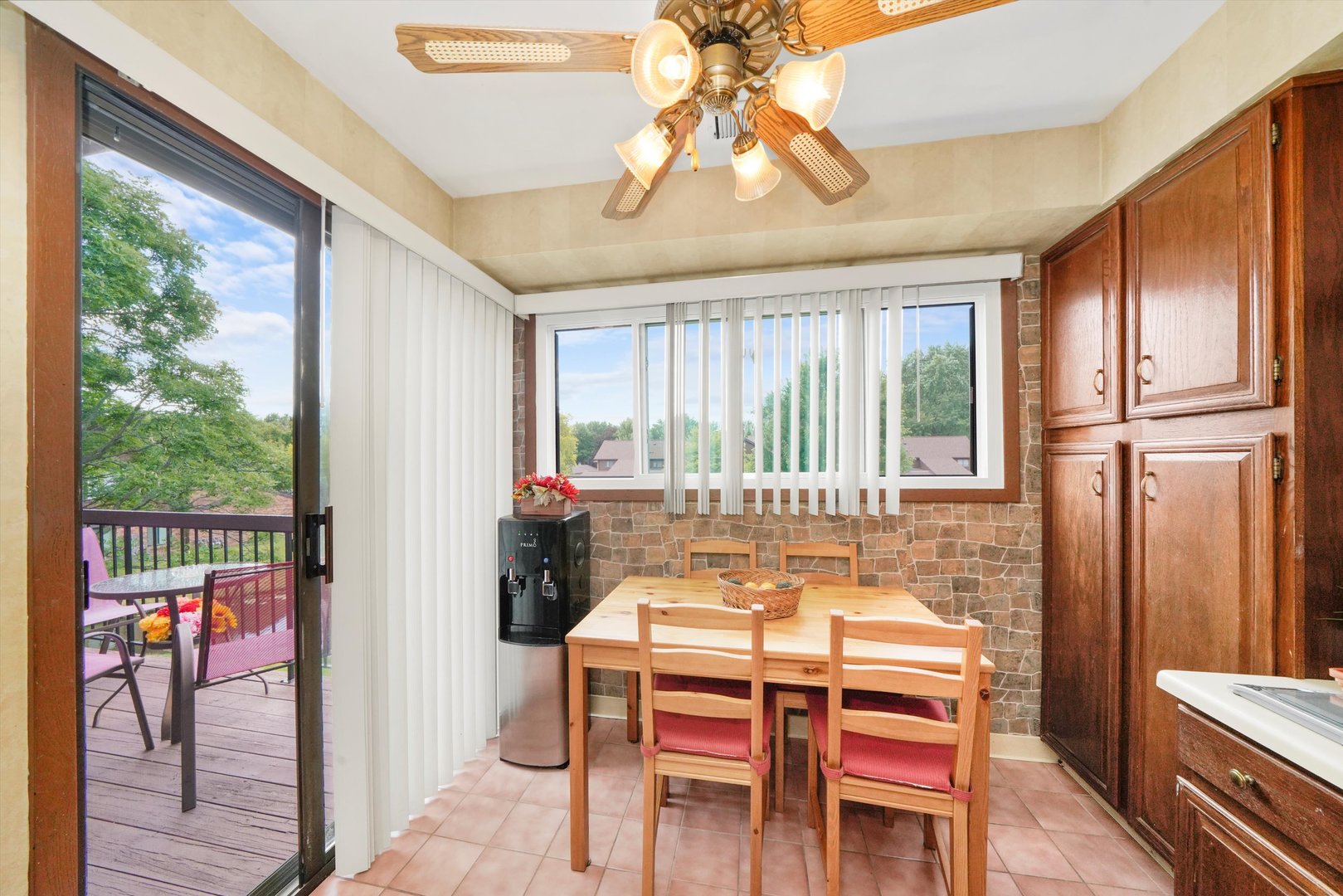 26 Creekside Circle #C, Elgin, IL 60123