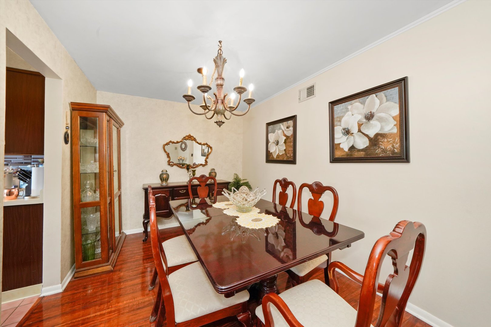 26 Creekside Circle #C, Elgin, IL 60123