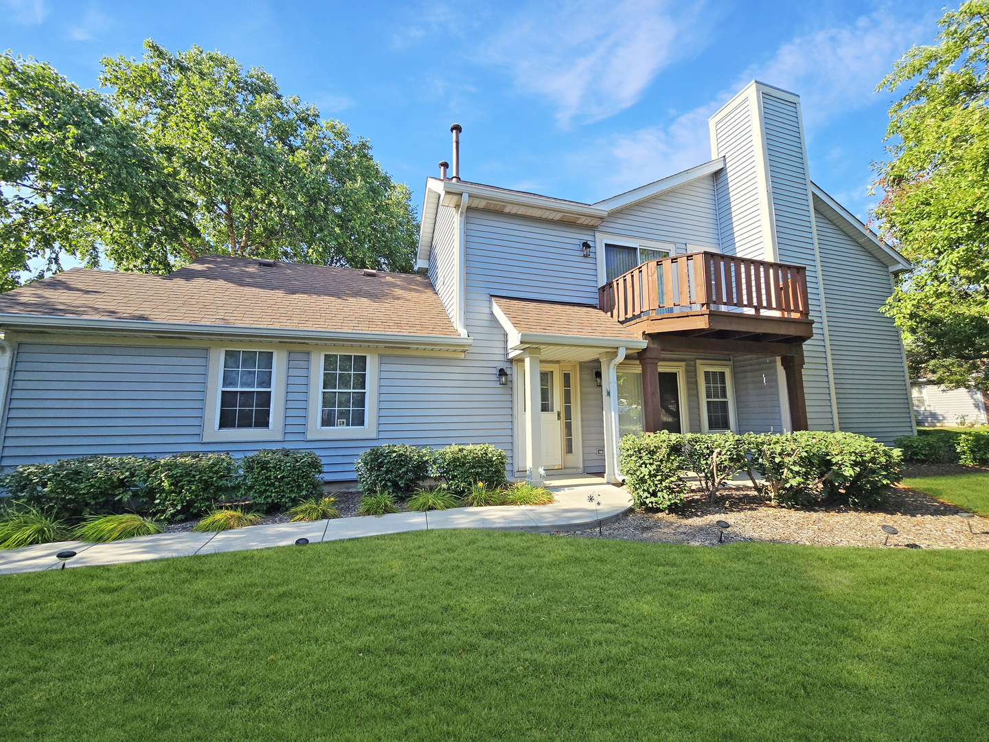 1349 Ridgefield Circle #1349, Carol Stream, IL 60188
