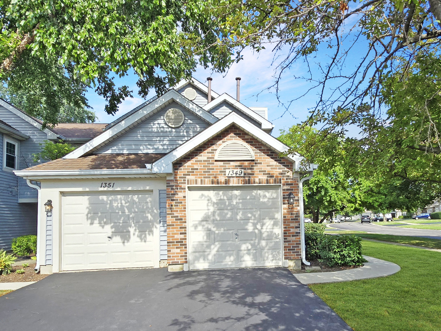 1349 Ridgefield Circle #1349, Carol Stream, IL 60188