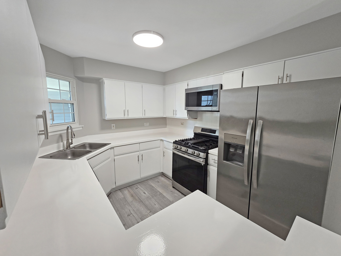1349 Ridgefield Circle #1349, Carol Stream, IL 60188