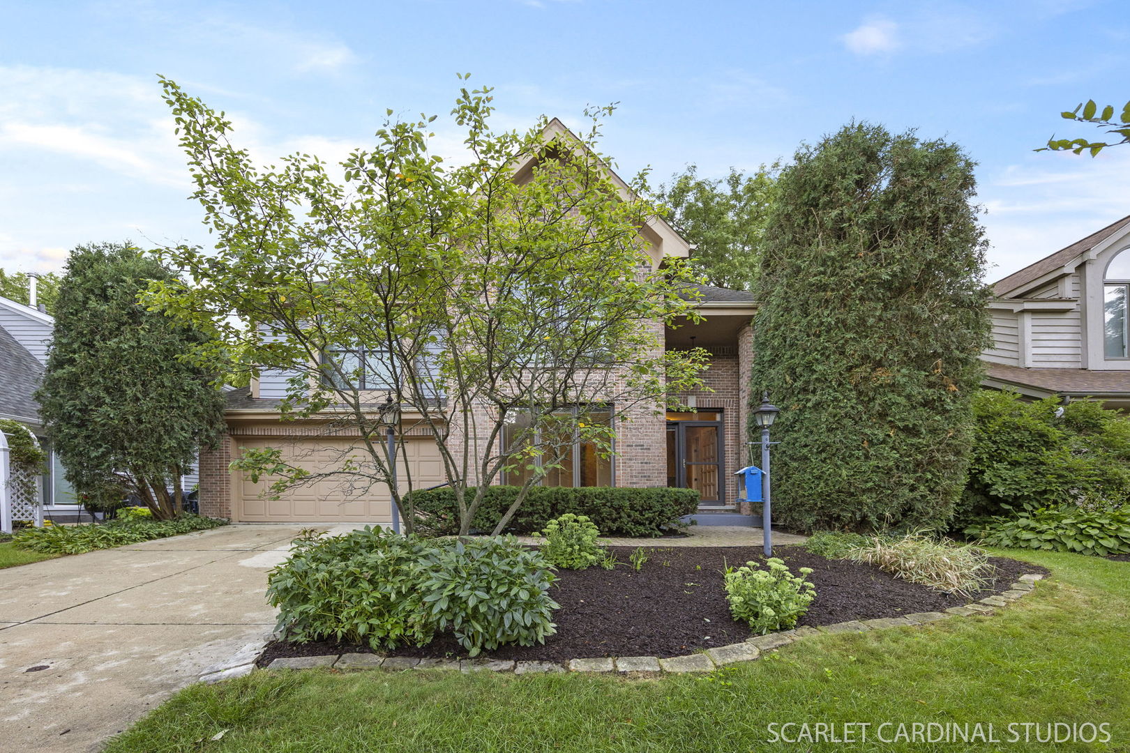 2152 BELLEAU WOODS Drive, Wheaton, IL 60187
