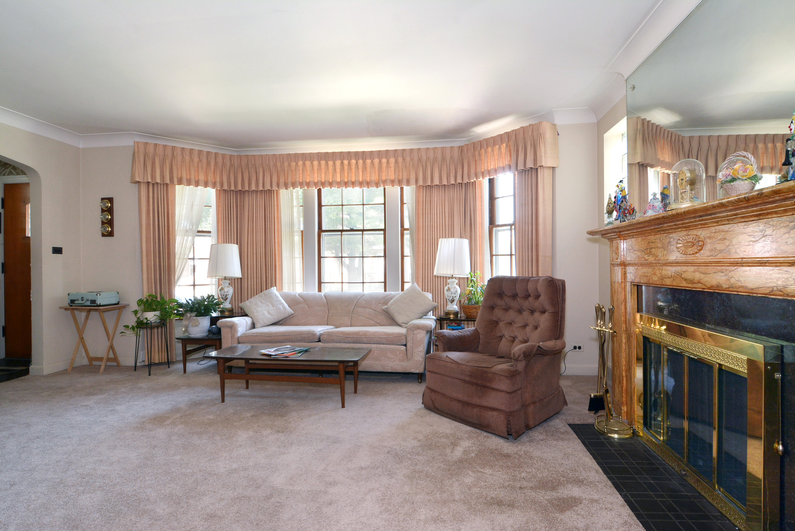 6231 W Holbrook Street, Chicago, IL 60646