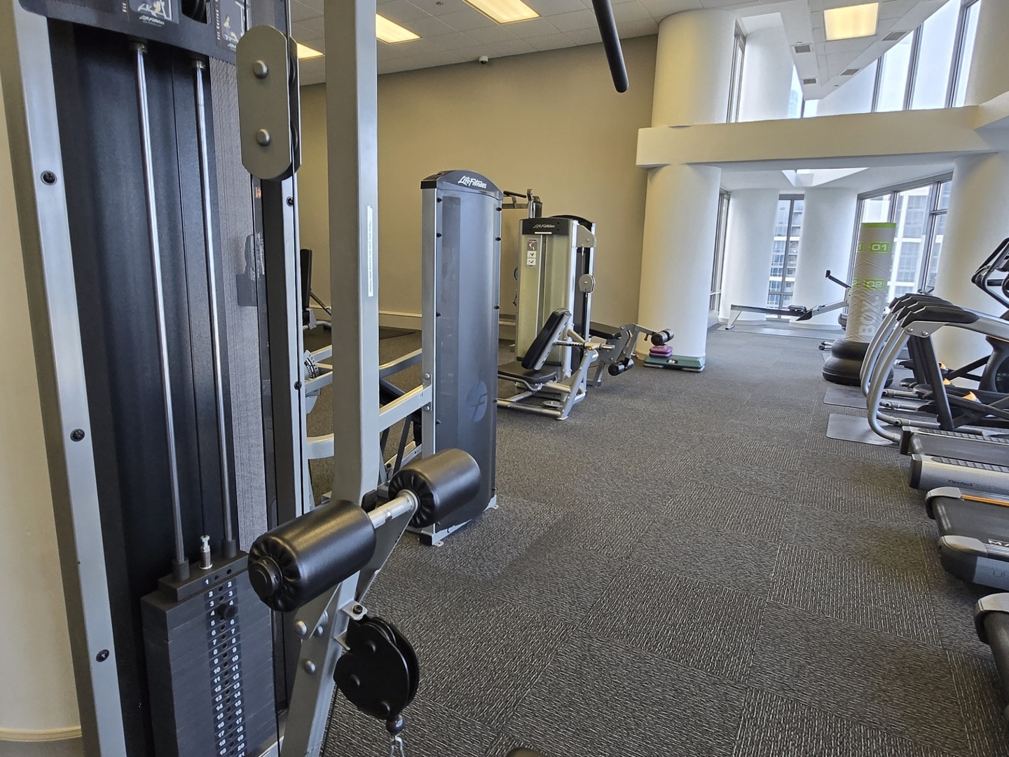 100 E 14th Street #2703, Chicago, IL 60605