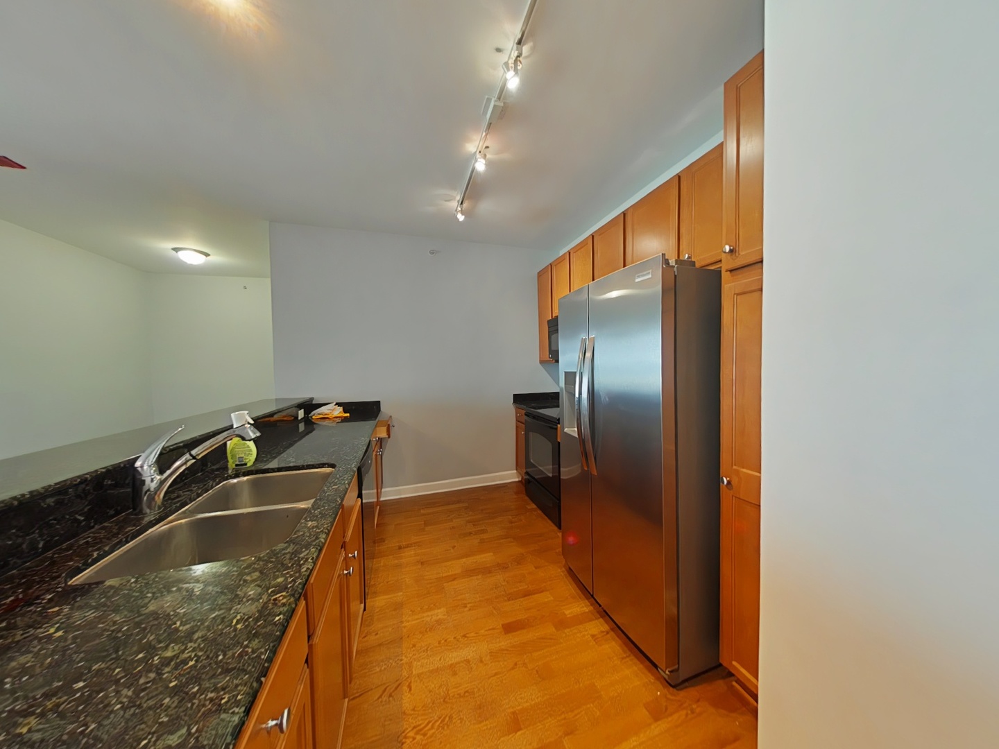 100 E 14th Street #2703, Chicago, IL 60605