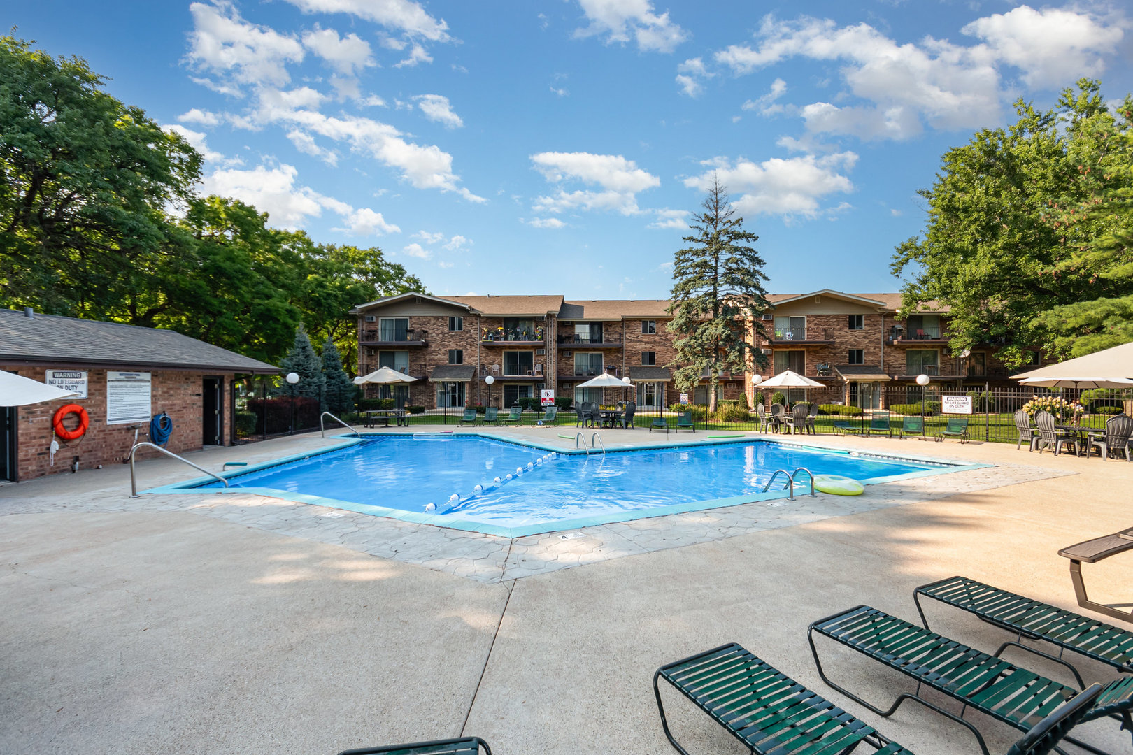 5340 Waterbury Court #2103, Crestwood, IL 60418