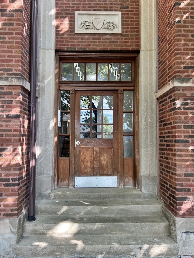 3618 W Ainslie Street #3W, Chicago, IL 60625