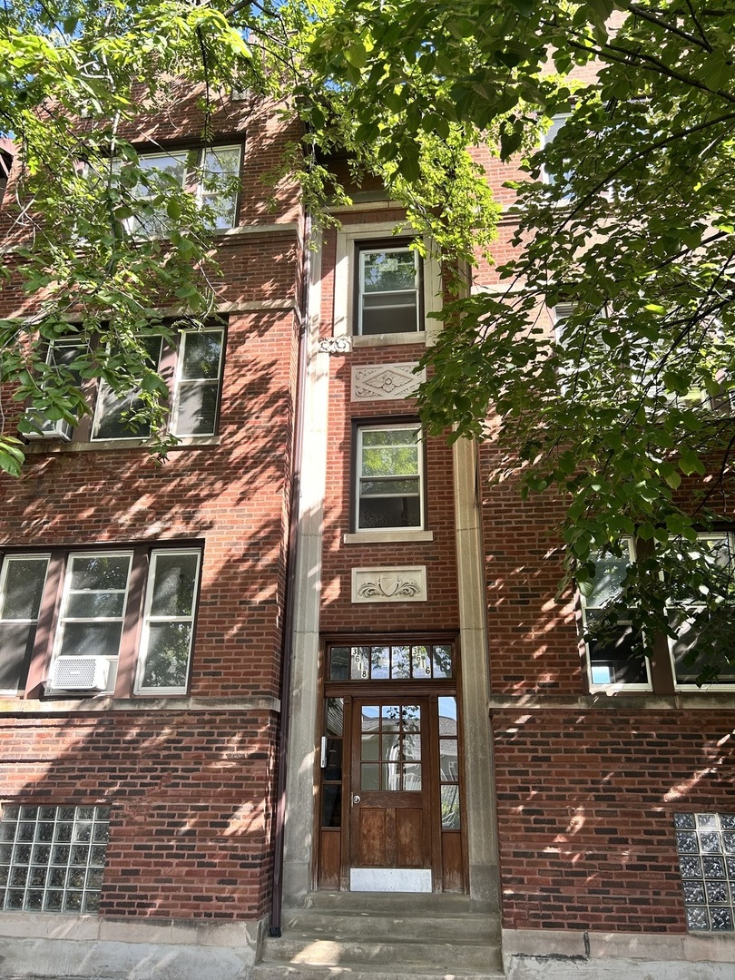 3618 W Ainslie Street #3W, Chicago, IL 60625