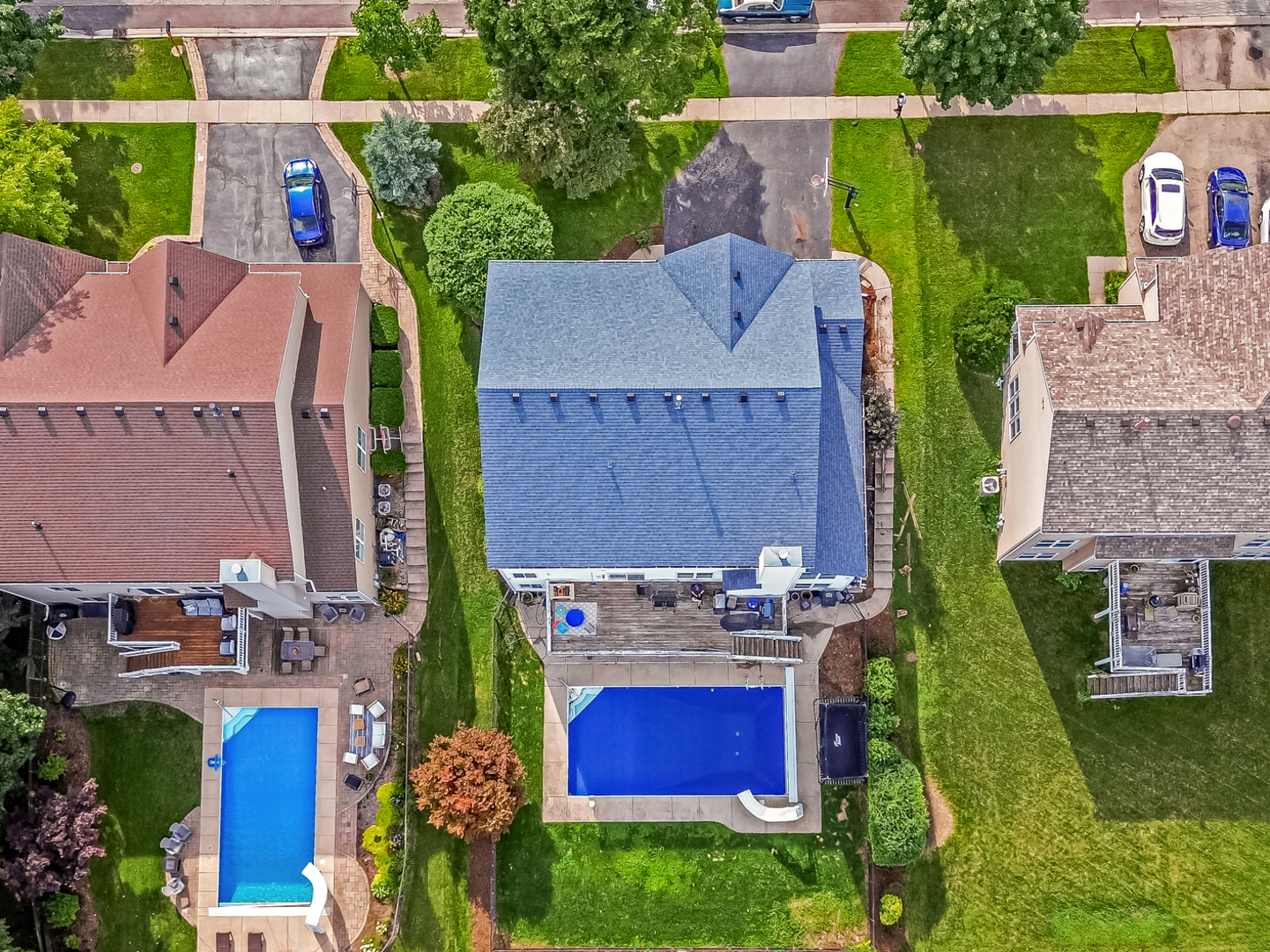 1820 Prairie Ridge Circle, Lindenhurst, IL 60046