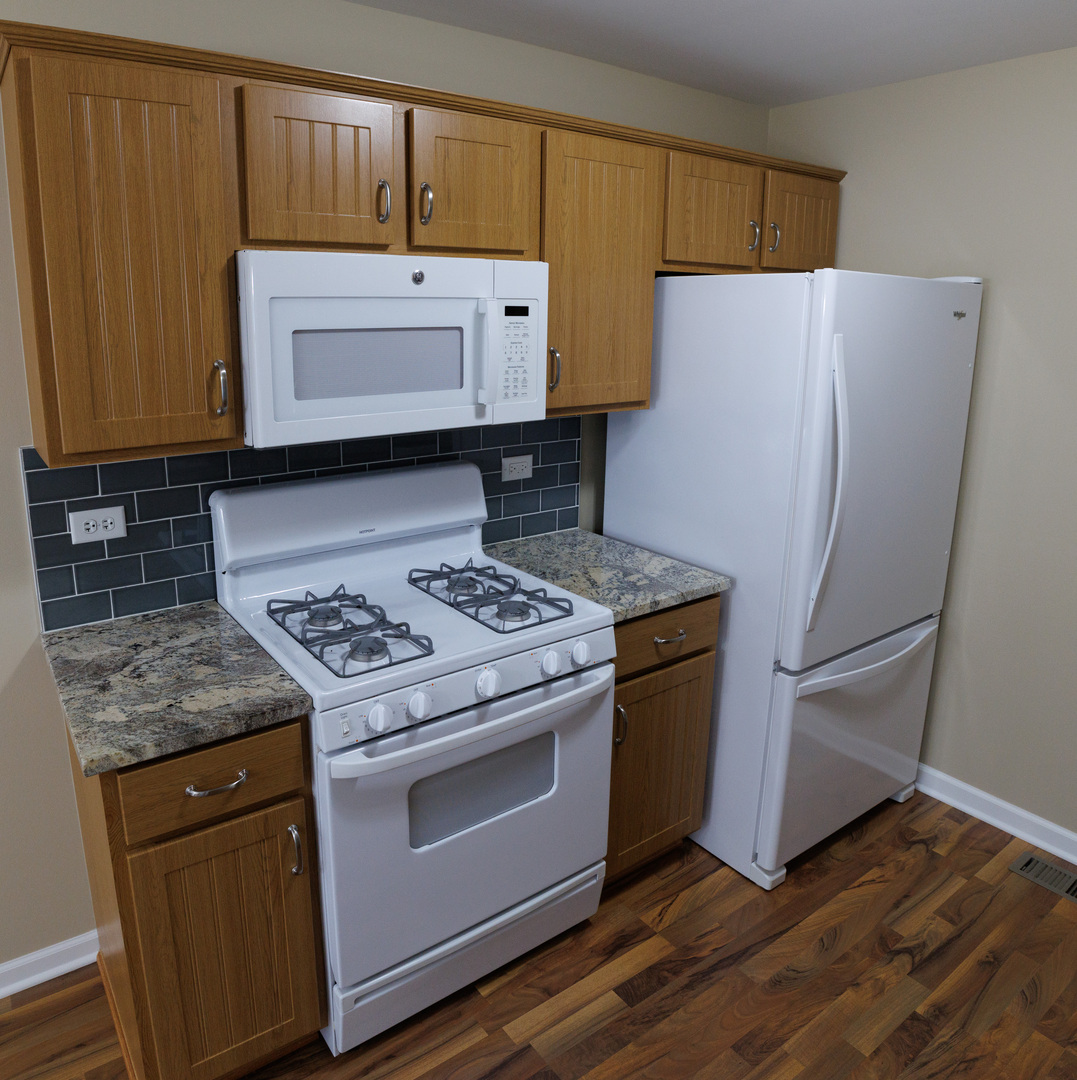 305 Crestview Drive #A, Wauconda, IL 60084