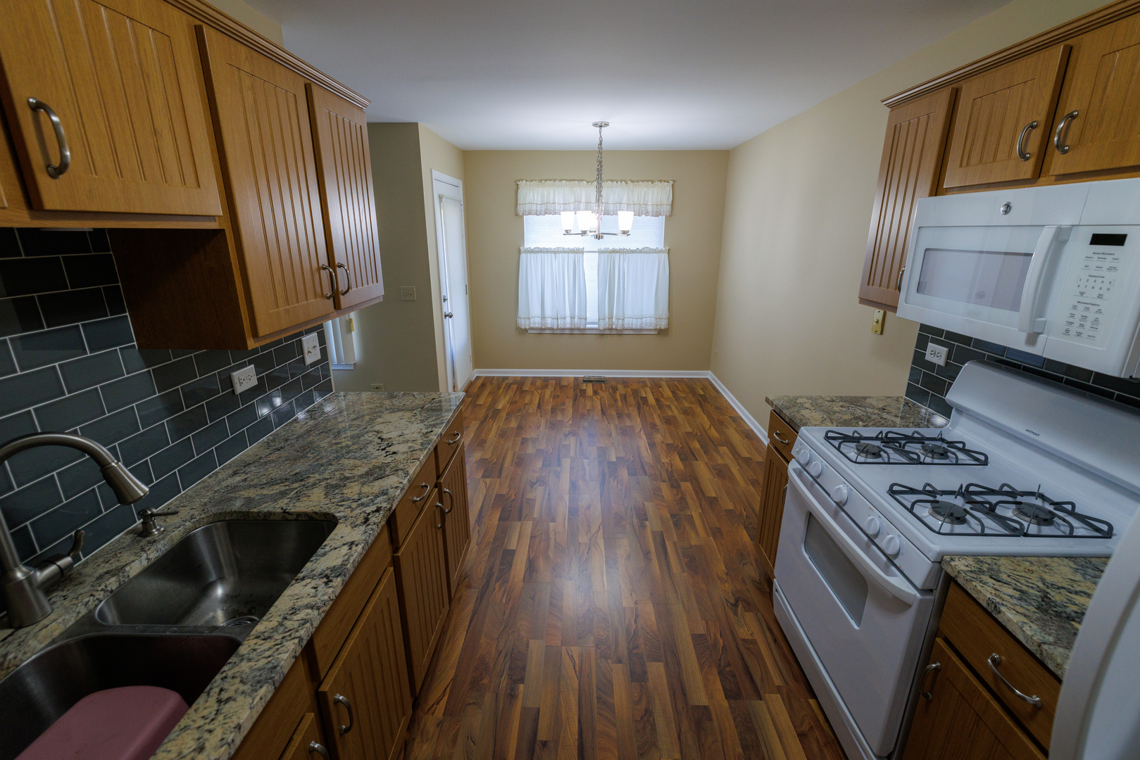 305 Crestview Drive #A, Wauconda, IL 60084