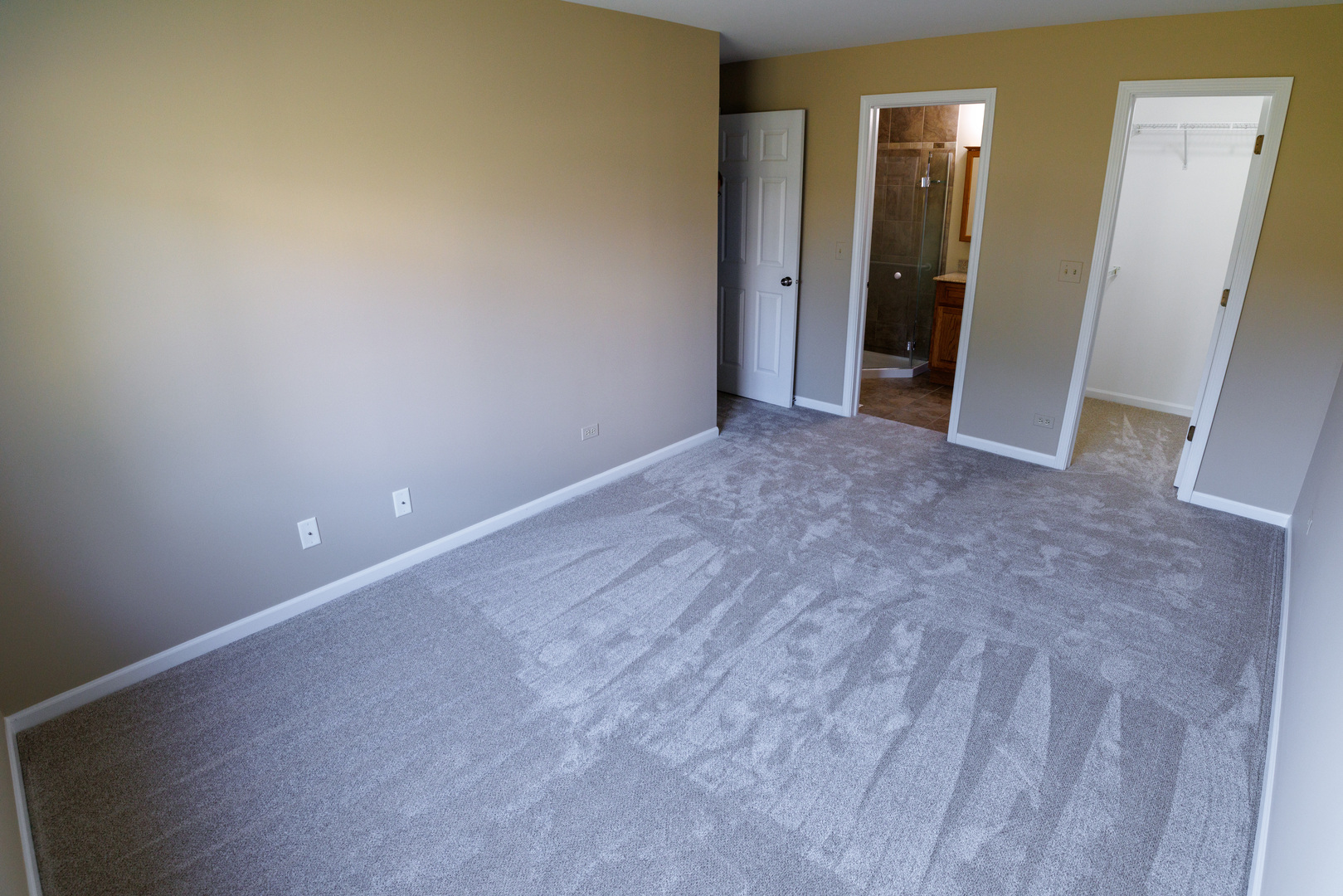 305 Crestview Drive #A, Wauconda, IL 60084