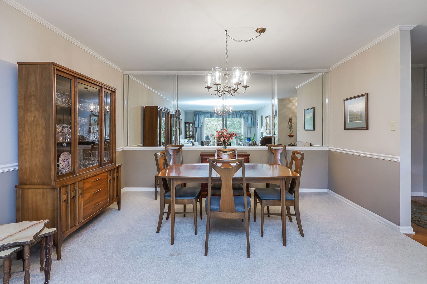 601 Lake Hinsdale Drive #307, Willowbrook, IL 60527