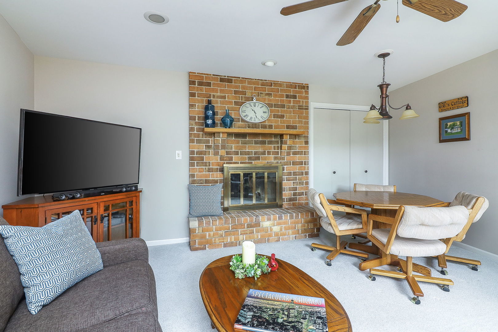 601 Lake Hinsdale Drive #307, Willowbrook, IL 60527