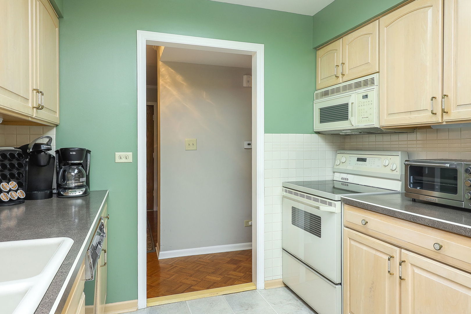601 Lake Hinsdale Drive #307, Willowbrook, IL 60527