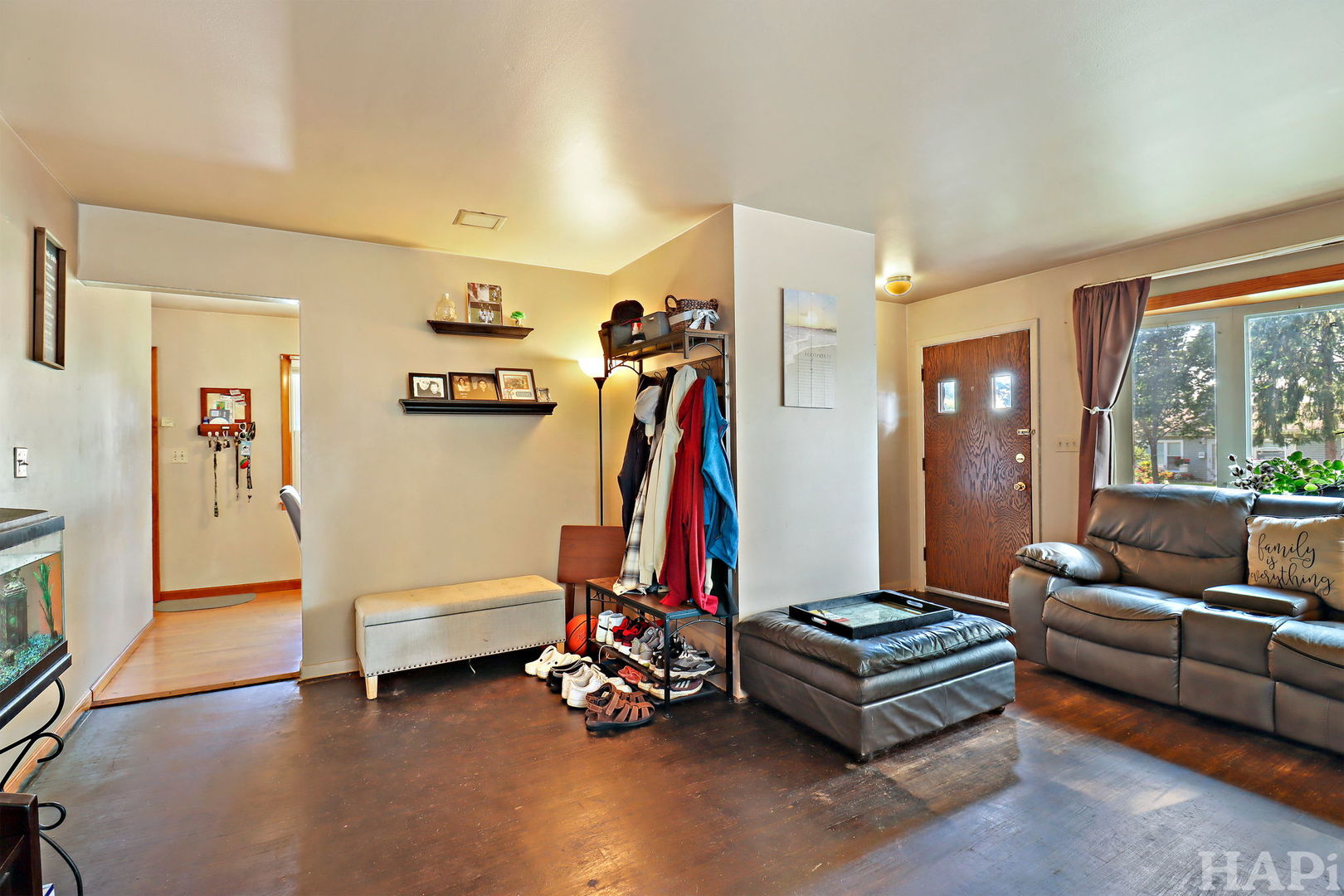 226 N California Avenue, Mundelein, IL 60060