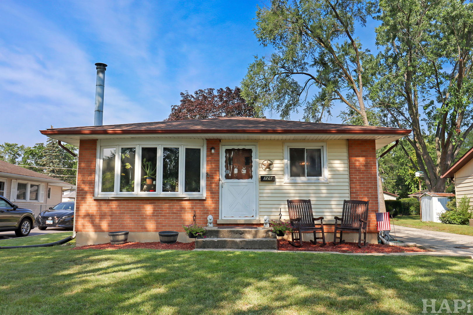 226 N California Avenue, Mundelein, IL 60060