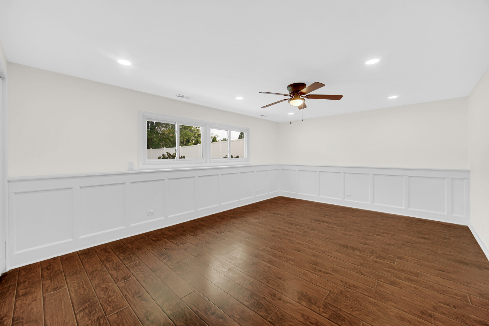 1017 FORDHAM Way, Westmont, IL 60559