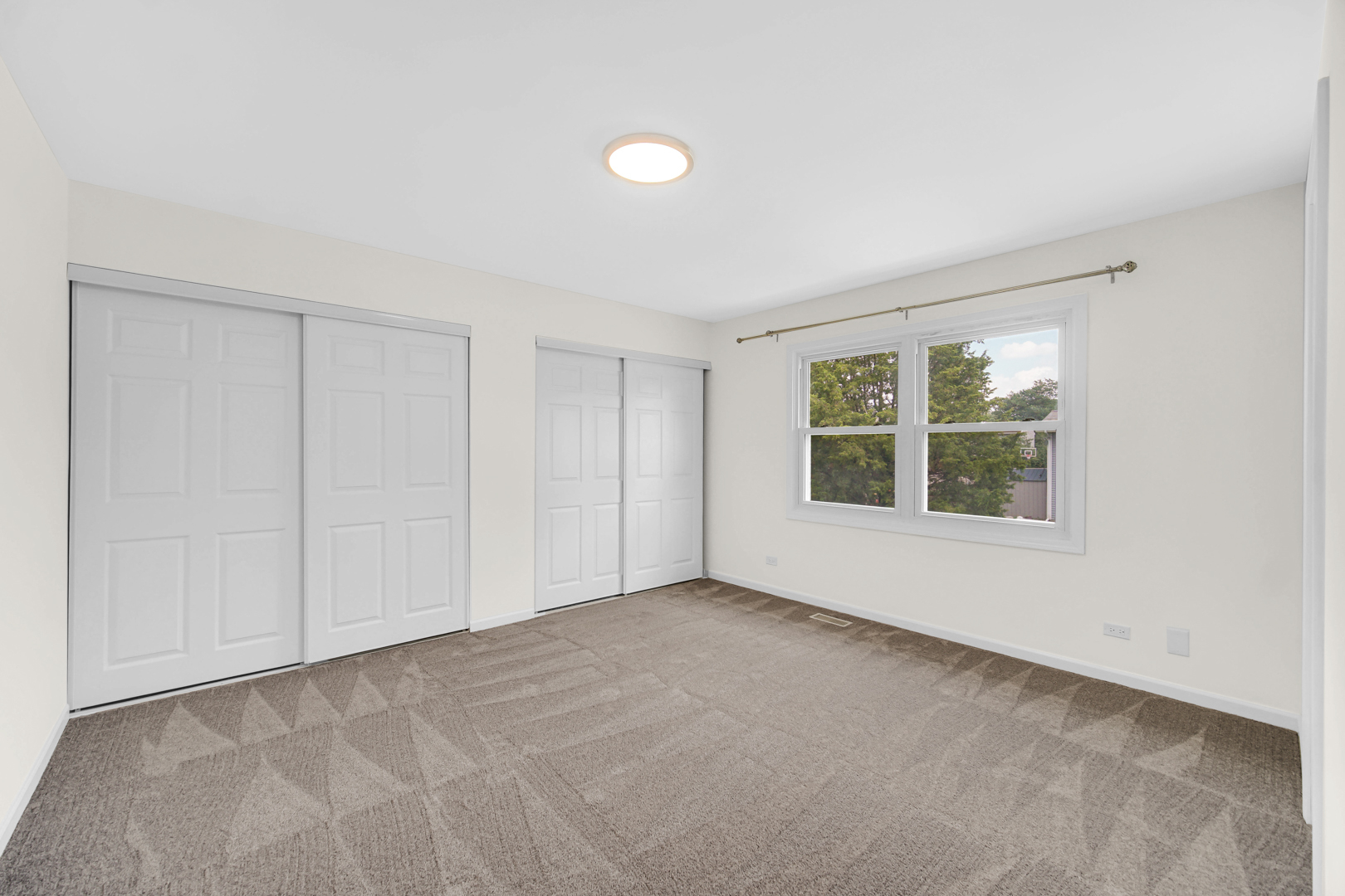 1017 FORDHAM Way, Westmont, IL 60559