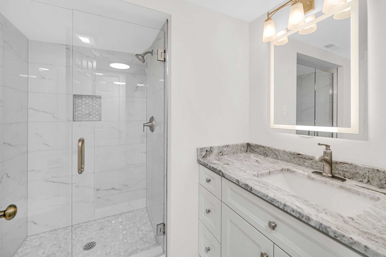 1017 FORDHAM Way, Westmont, IL 60559