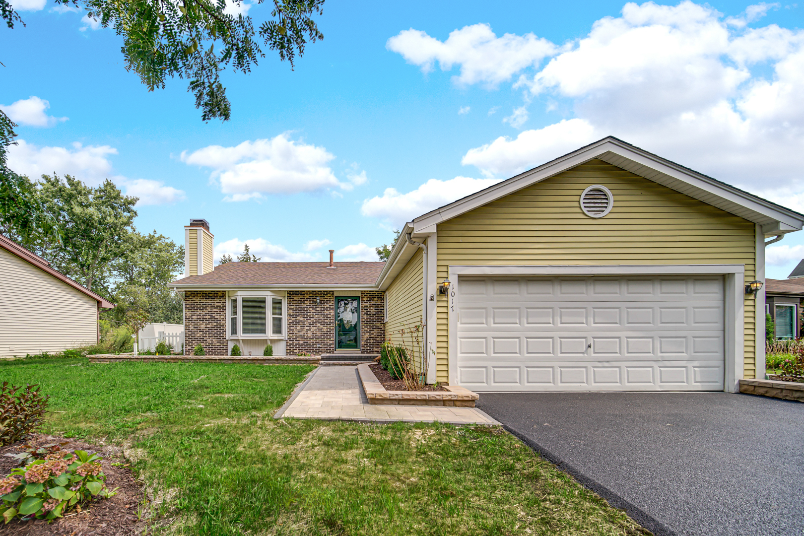 1017 FORDHAM Way, Westmont, IL 60559