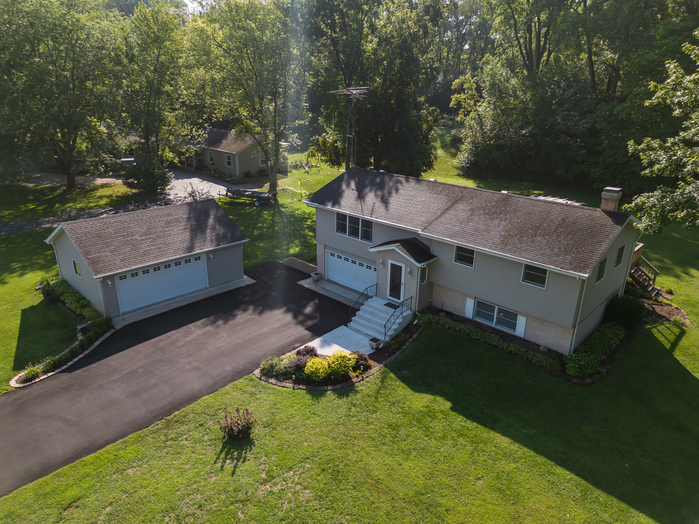 6175 E South Prairie Drive, Morris, IL 60450