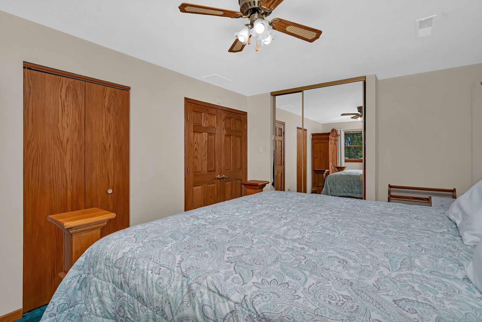 6175 E South Prairie Drive, Morris, IL 60450