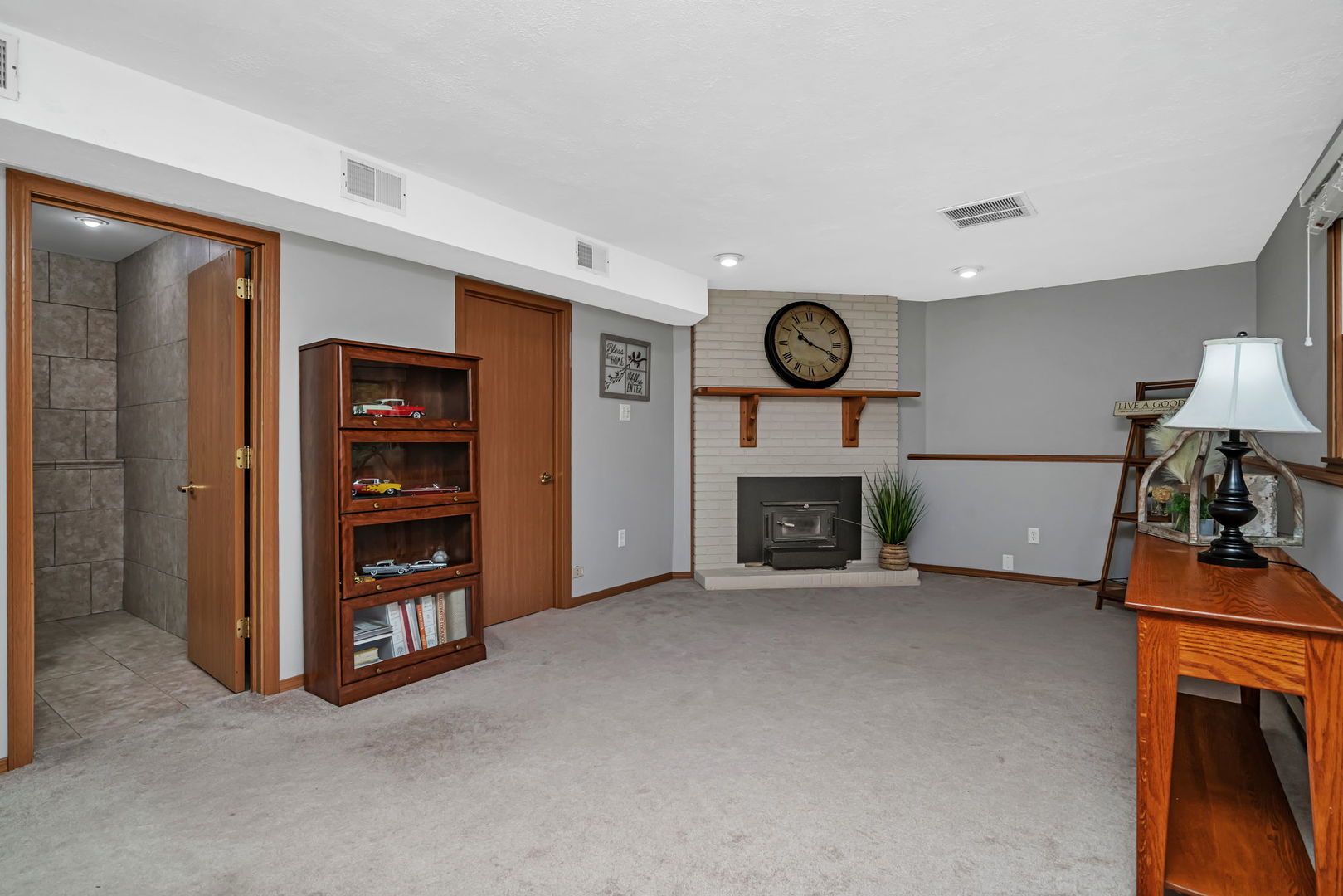 6175 E South Prairie Drive, Morris, IL 60450