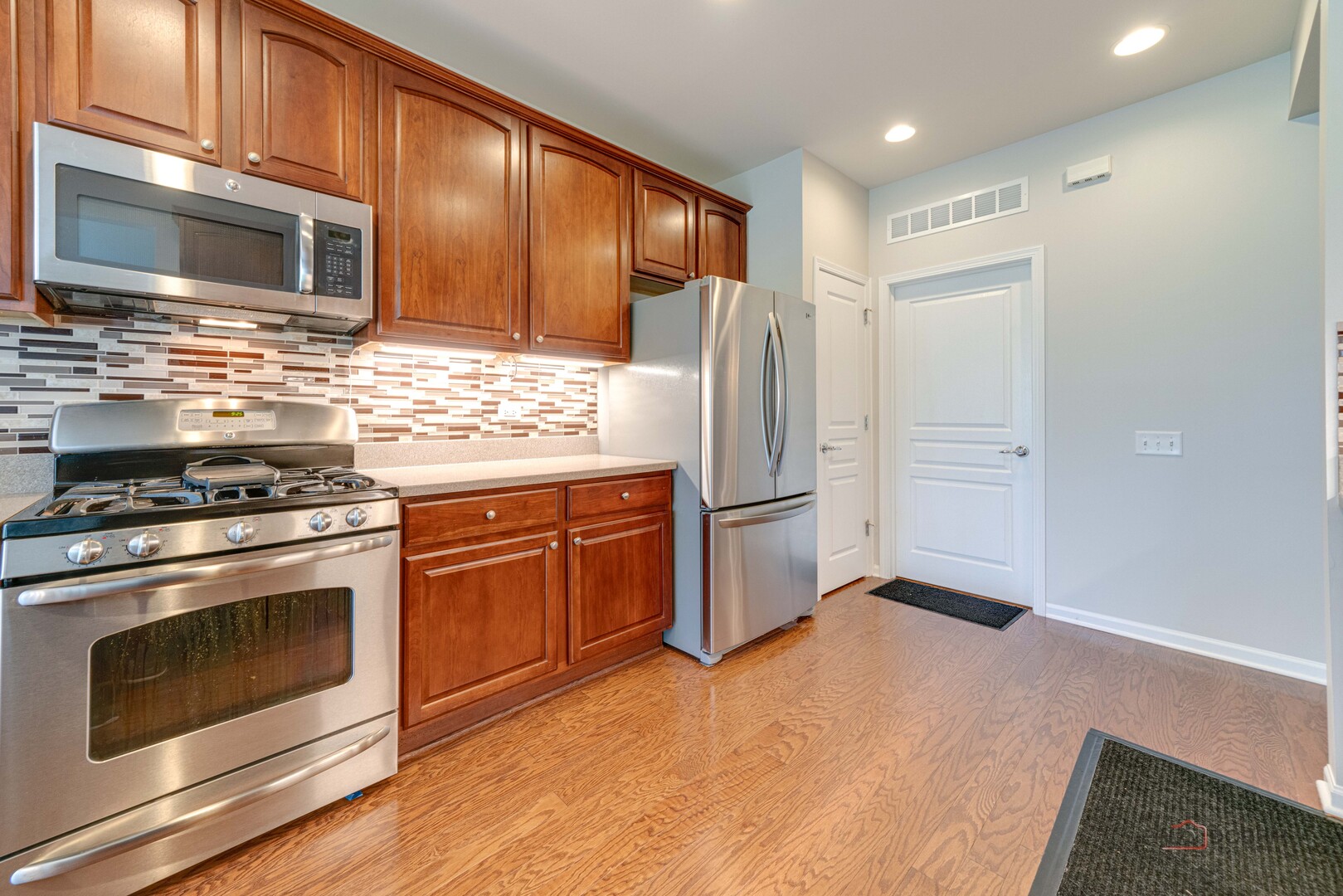 3293 Epstein Circle, Mundelein, IL 60060