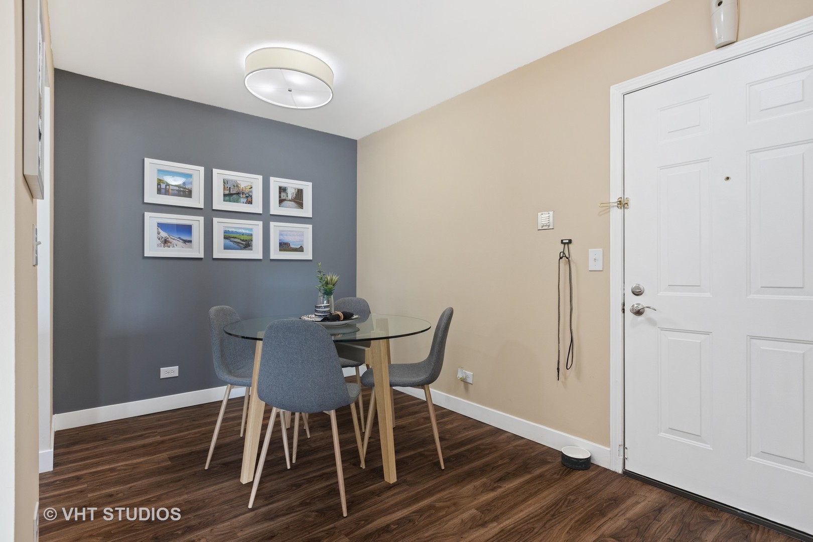 30 Sterling Circle #201, Wheaton, IL 60189