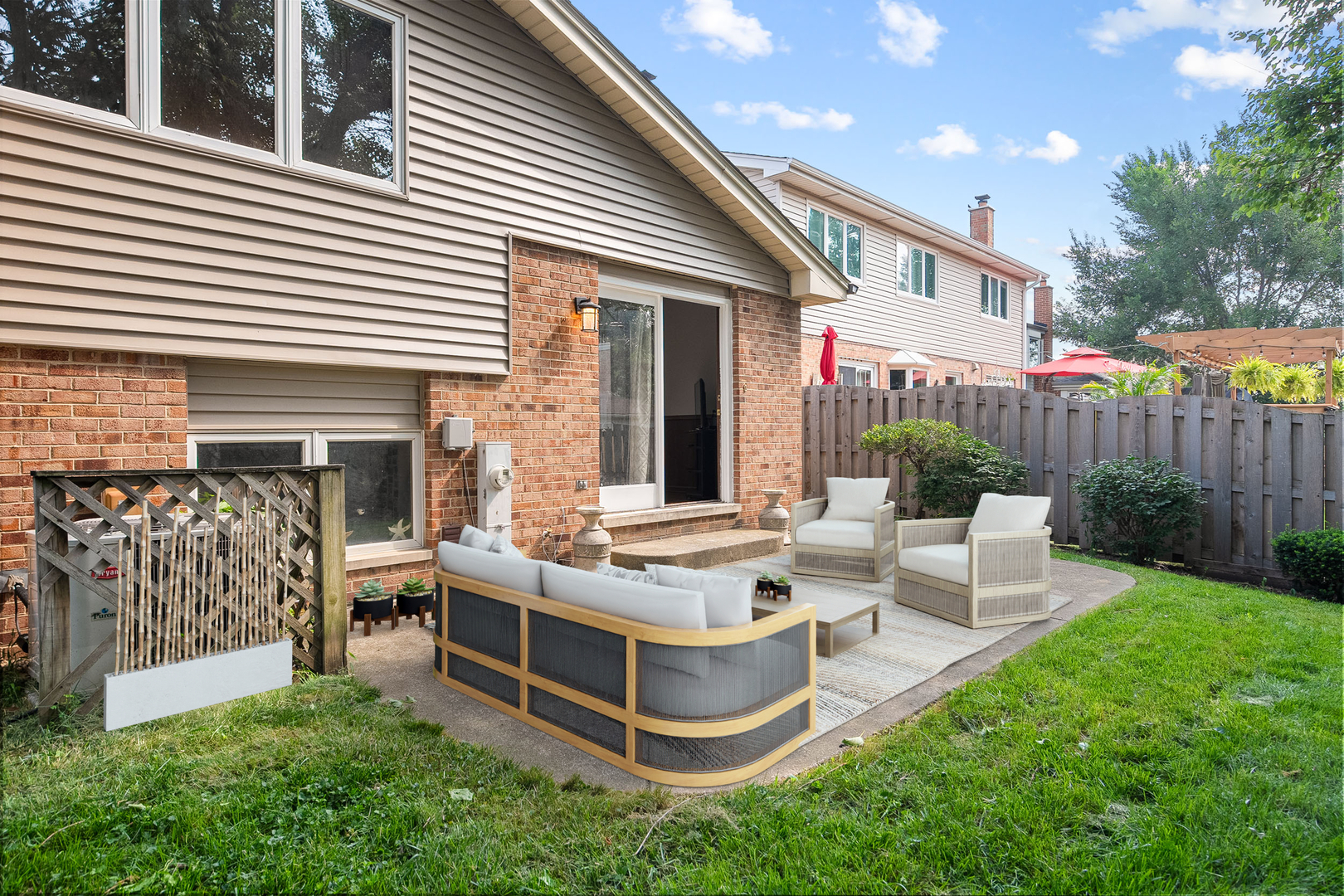 10567 Waterford. Drive, Westchester, IL 60154