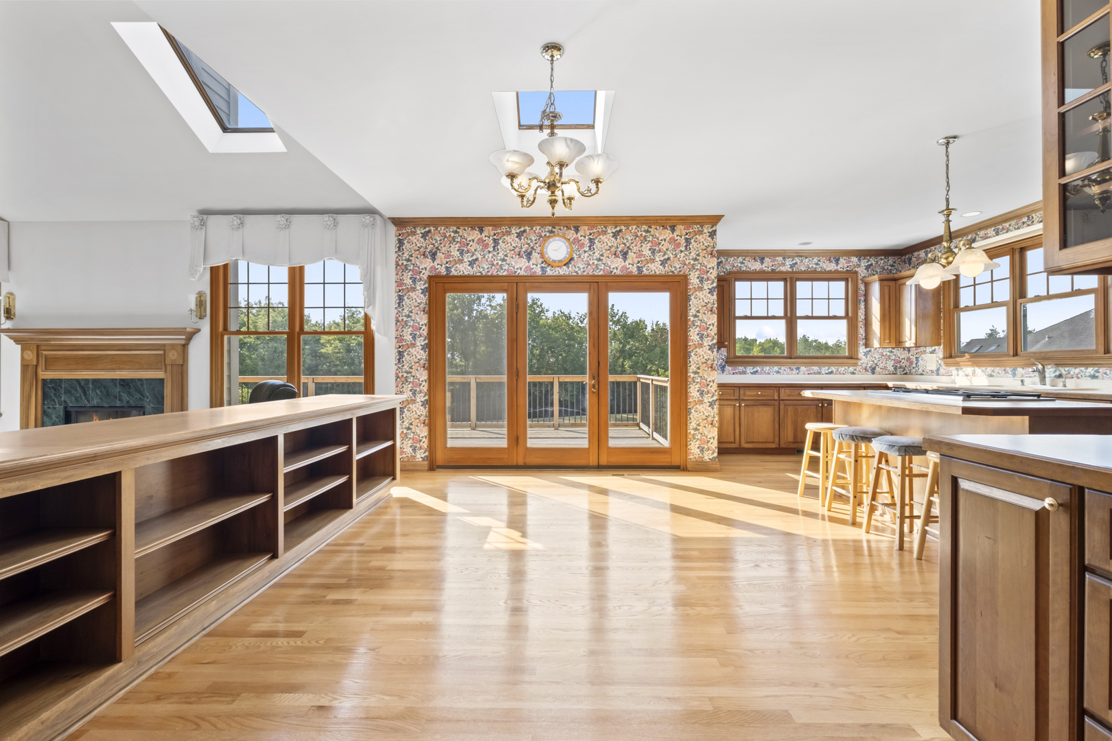 15785 N Gorham Lane, Wadsworth, IL 60083