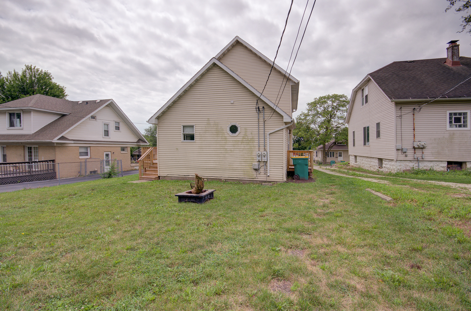 813 Woods Avenue #2, Joliet, IL 60436