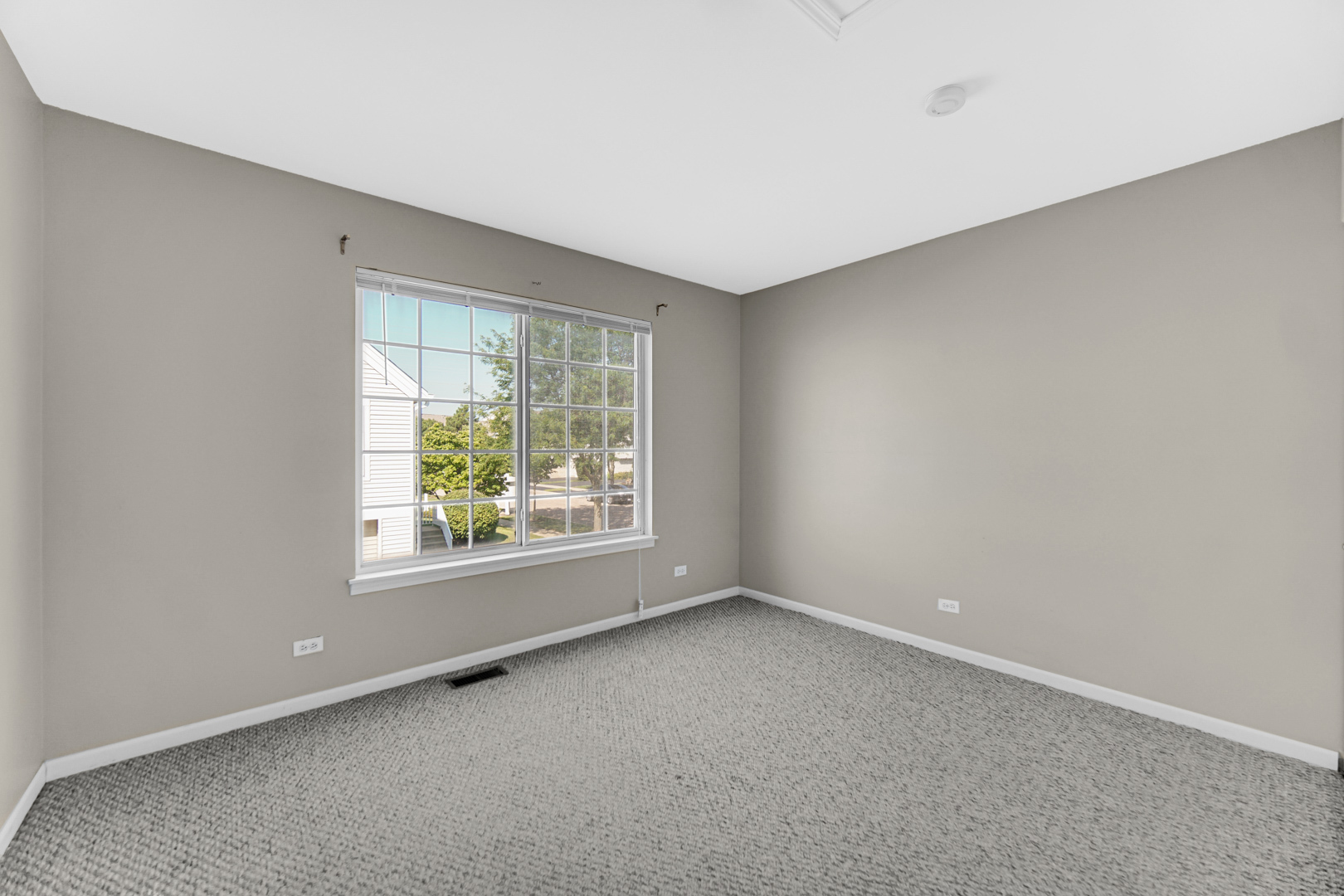3356 Ravinia Circle, Aurora, IL 60504