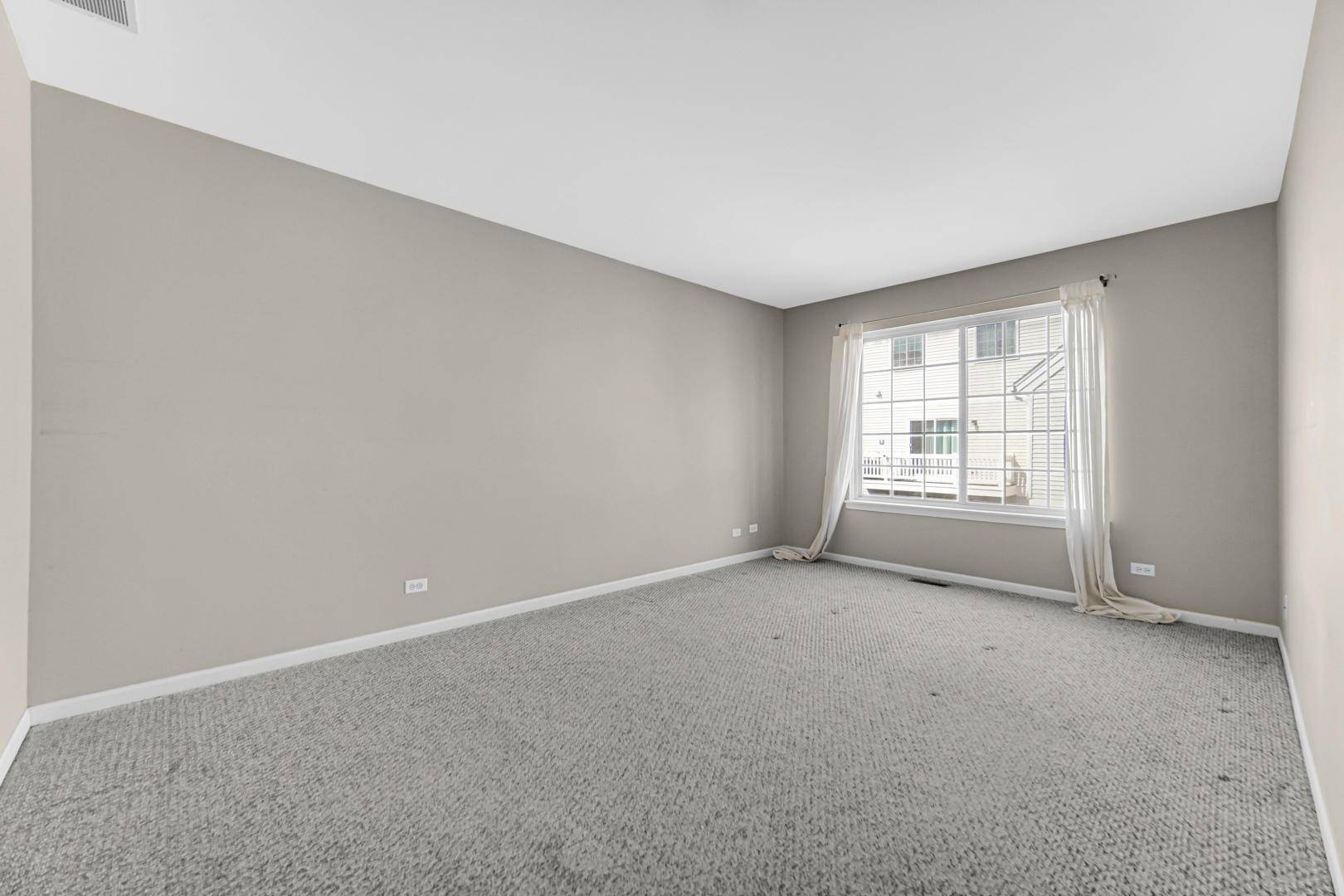 3356 Ravinia Circle, Aurora, IL 60504