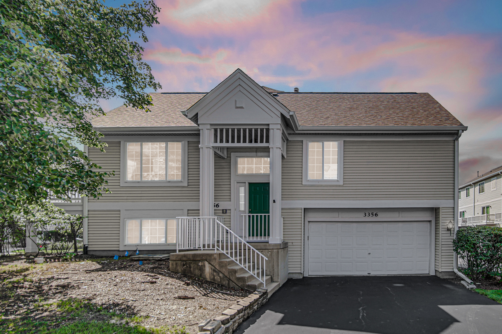 3356 Ravinia Circle, Aurora, IL 60504
