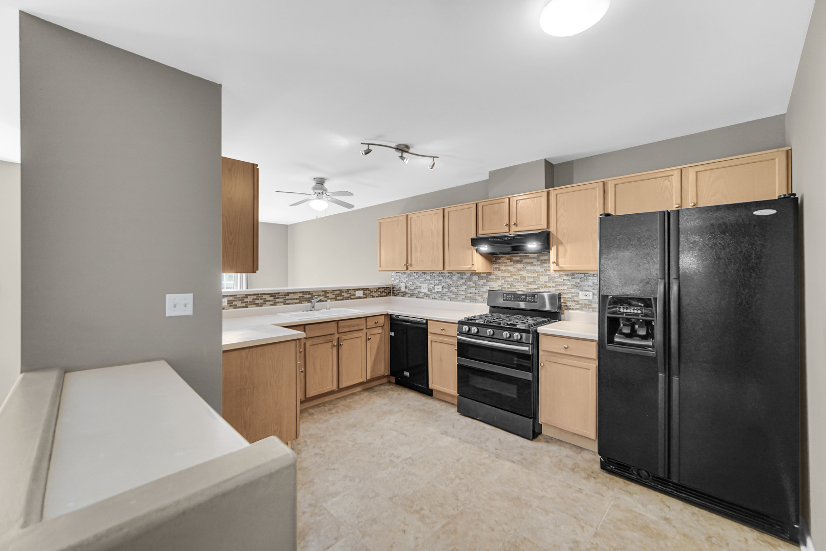 3356 Ravinia Circle, Aurora, IL 60504