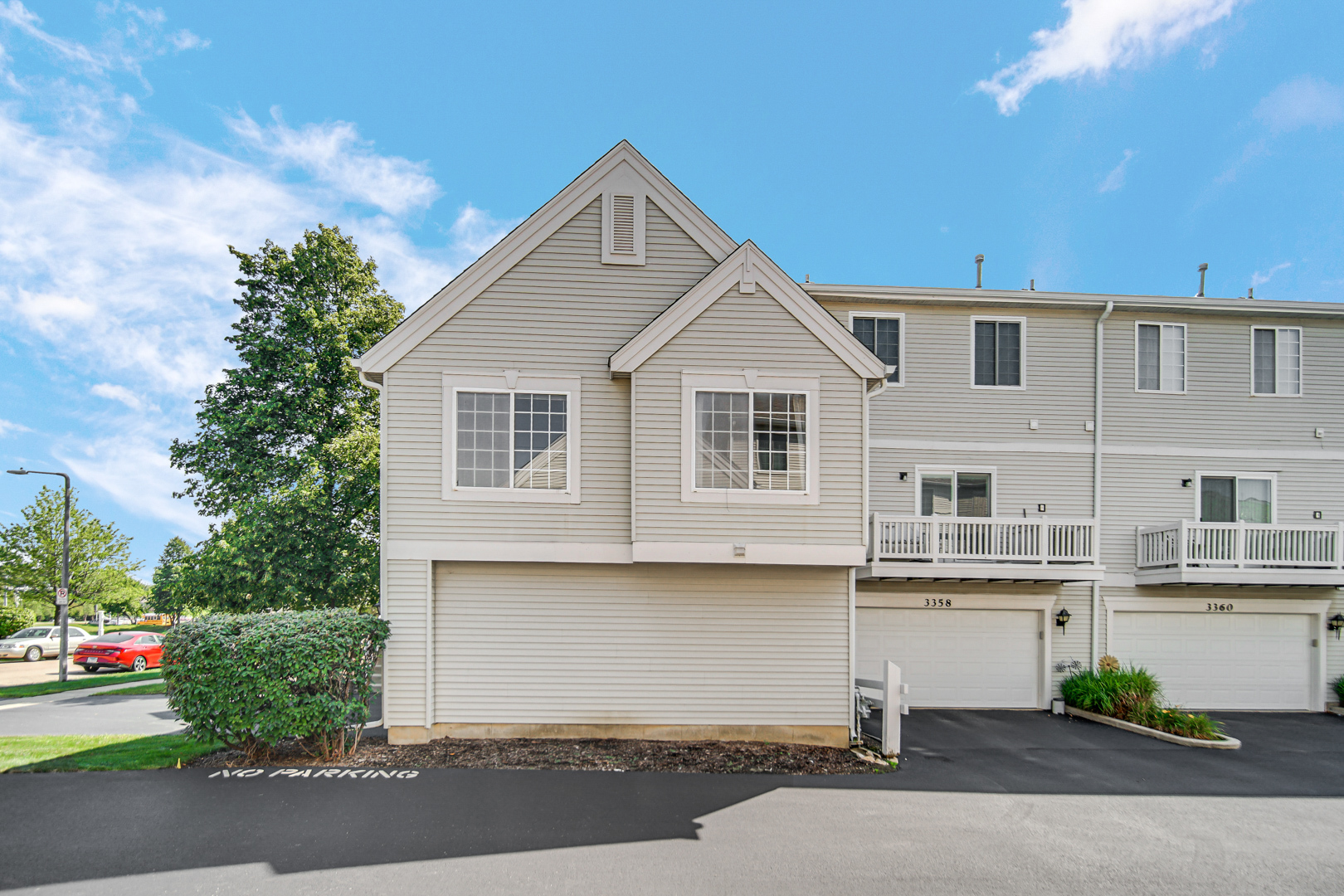 3356 Ravinia Circle, Aurora, IL 60504