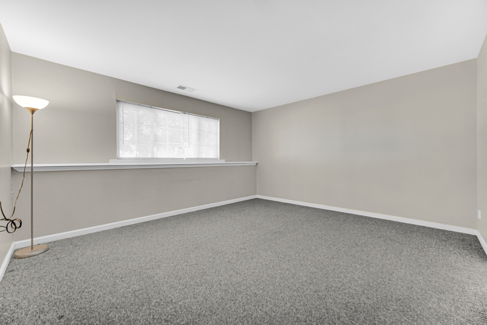 3356 Ravinia Circle, Aurora, IL 60504