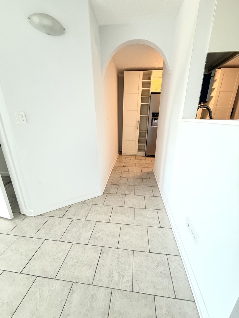 1043 S YORK Road #209, Bensenville, IL 60106