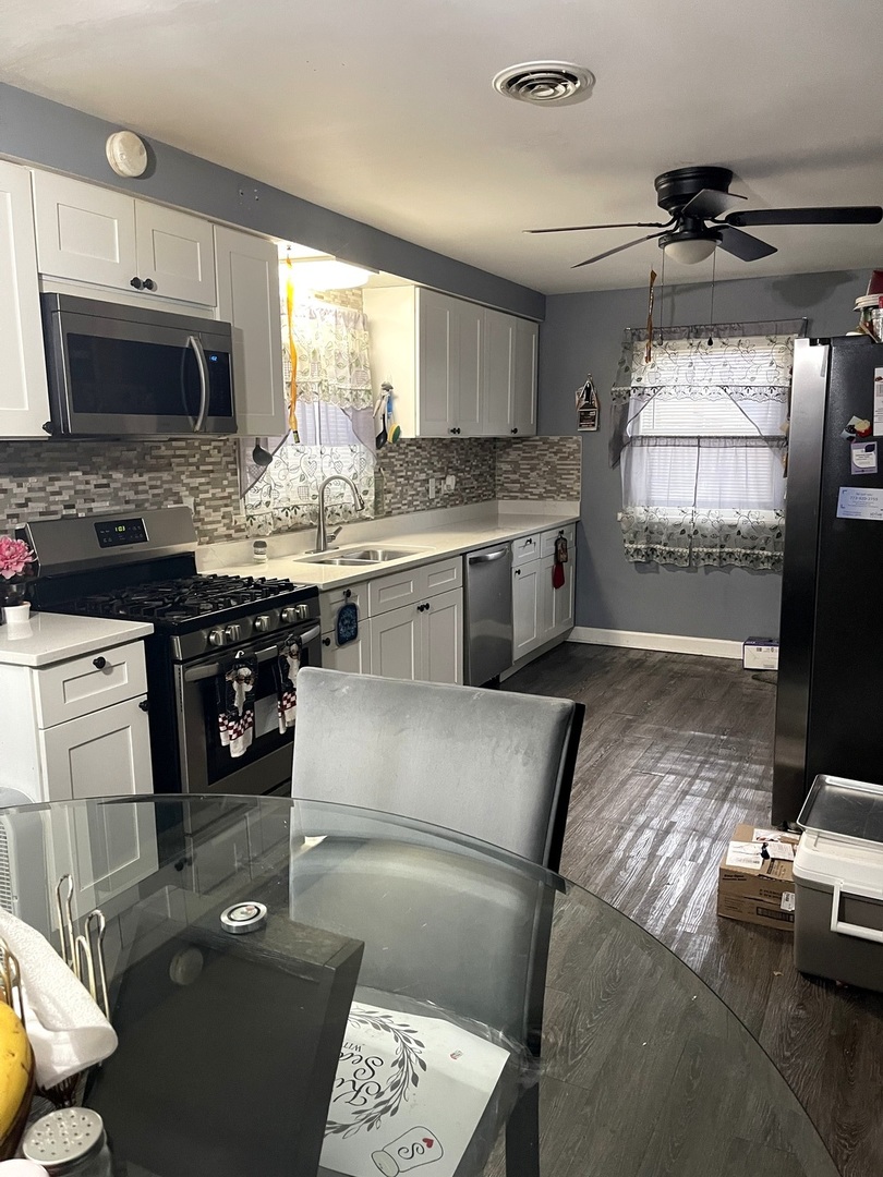 12600 S Wallace Street, Chicago, IL 60628