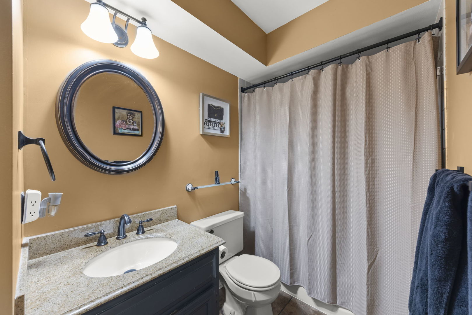 1725 W Galena Boulevard, Aurora, IL 60506