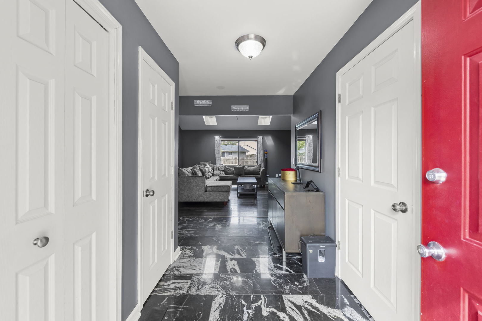 1725 W Galena Boulevard, Aurora, IL 60506