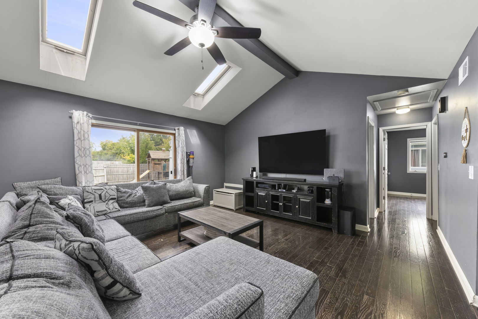 1725 W Galena Boulevard, Aurora, IL 60506