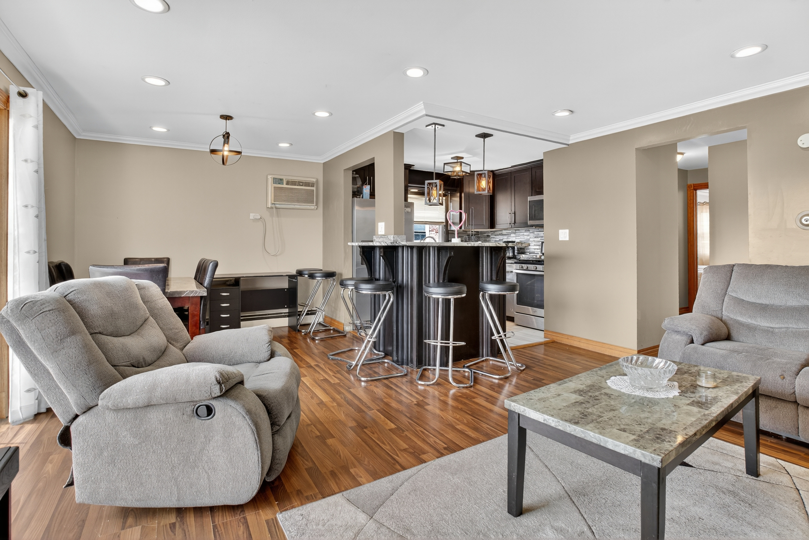 7048 Oconnell Drive #3W, Chicago Ridge, IL 60415