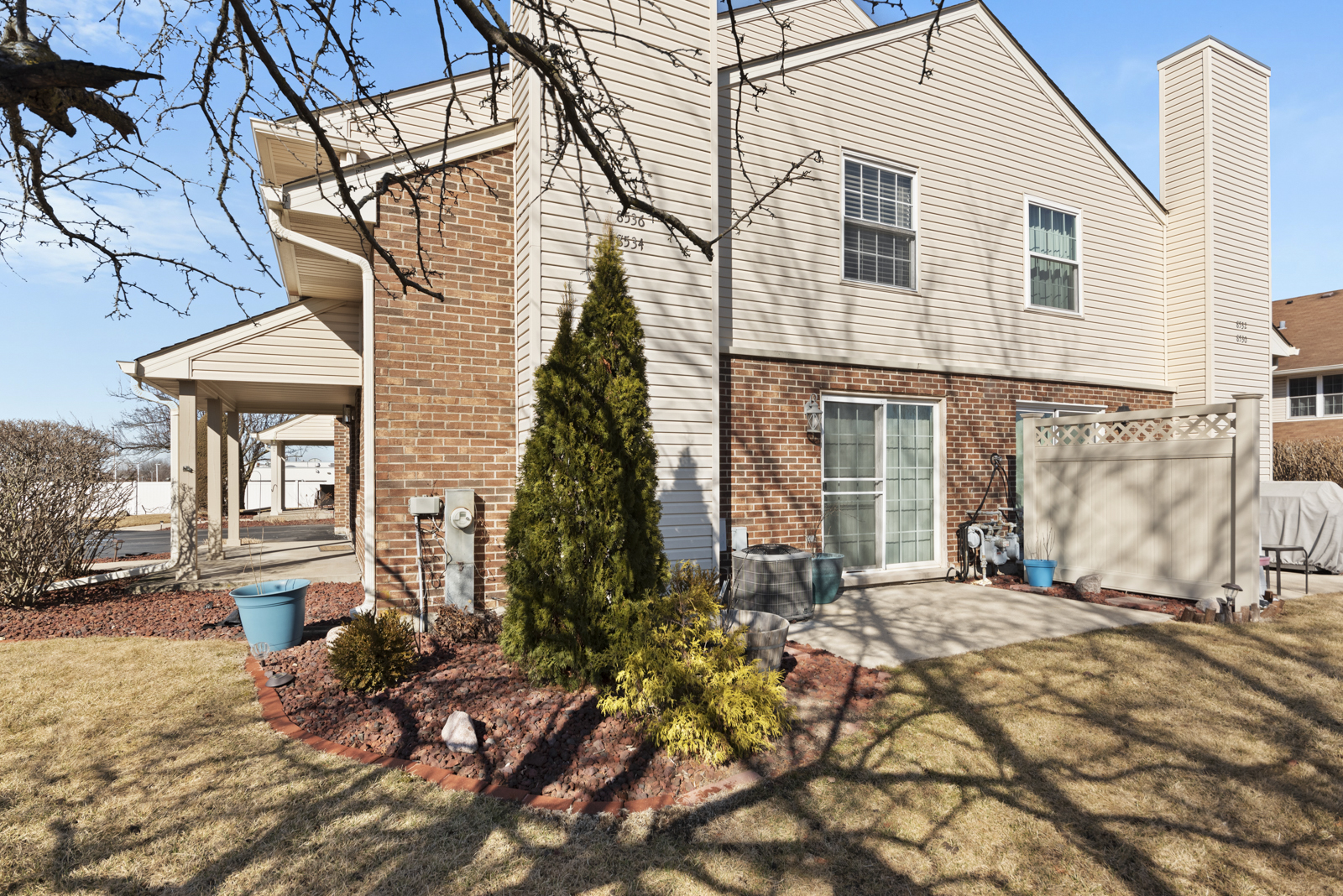 8534 Westberry Lane, Tinley Park, IL 60487