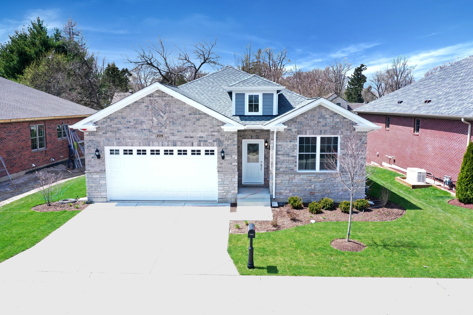 101 Donmor Drive, Bloomingdale, IL 60108