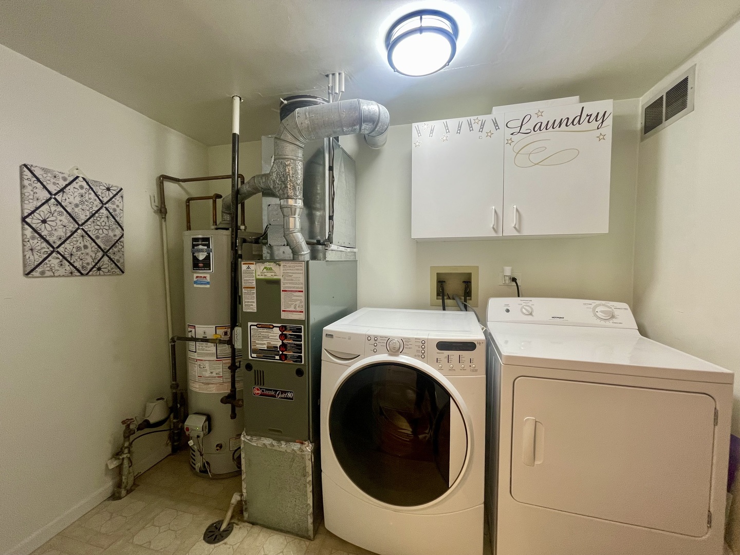 889 N Hamilton Court, Palatine, IL 60067